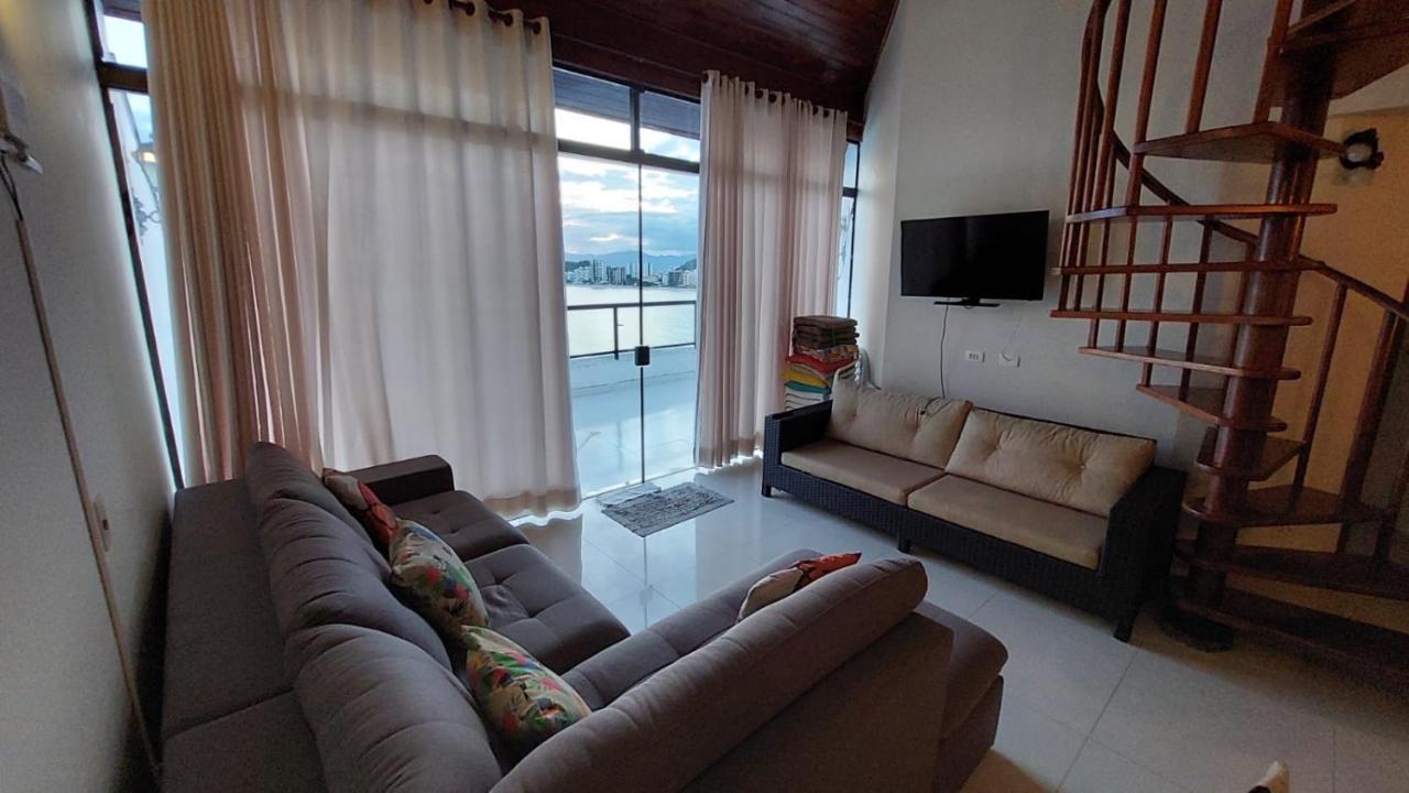 カラグァタトゥバLinda Cobertura Duplex, Pe Na Areia,Vista Linda.アパートメント エクステリア 写真