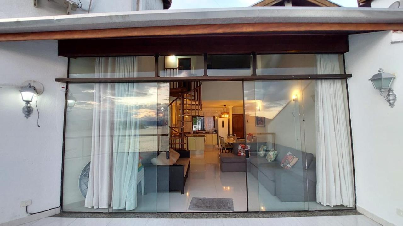 カラグァタトゥバLinda Cobertura Duplex, Pe Na Areia,Vista Linda.アパートメント エクステリア 写真