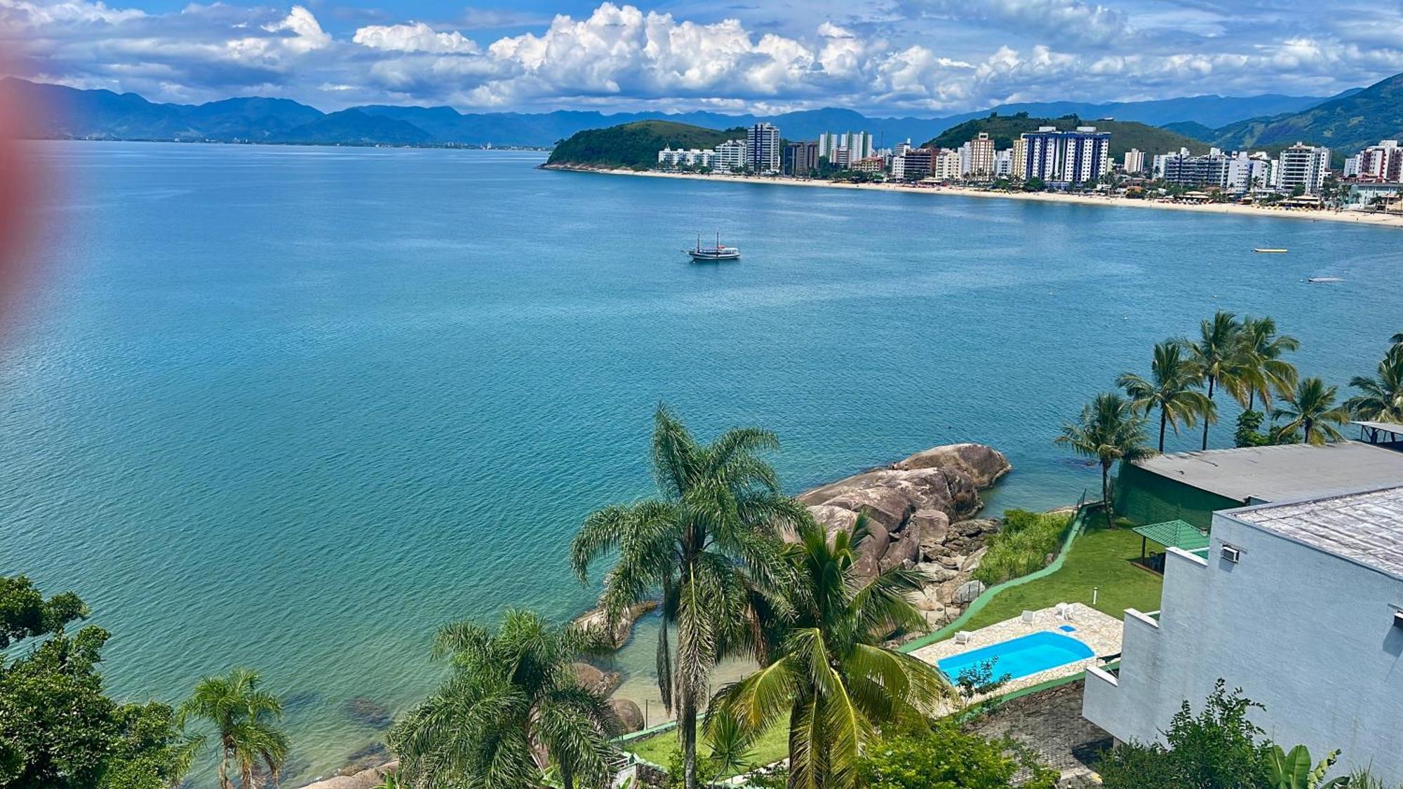 カラグァタトゥバLinda Cobertura Duplex, Pe Na Areia,Vista Linda.アパートメント エクステリア 写真